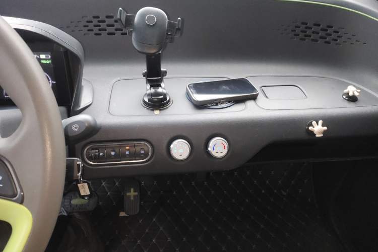 Used Baojun E100 2019 250KM Smart Drive Edition
