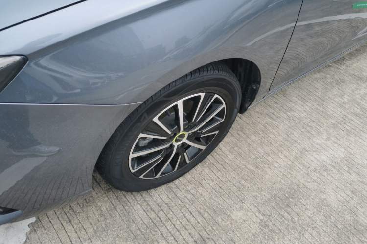 Used Roewe i5 2021 Revised 1.5L CVT Starry Edition
