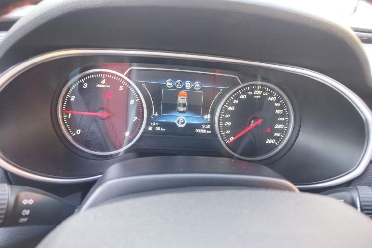 Used Hongqi H5 2019 30TD Dynamic Edition
