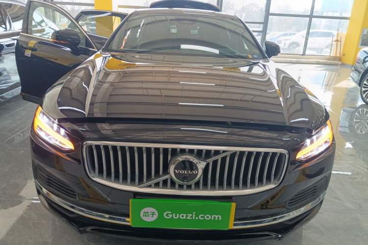 Used Volvo S90 New Energy 2024 Plug-in Hybrid Four-Wheel Drive Long-Range Luxury Smart Edition
