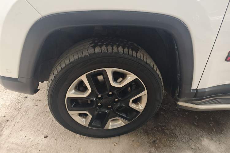 Used  Compass 2017 200TS Automatic High-Performance All-Wheel Drive Edition