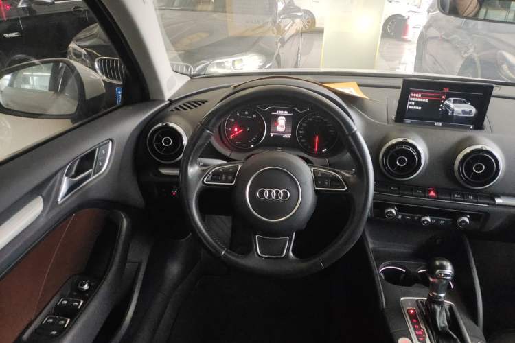 Used Audi A3 2016 Limousine 40 TFSI Style Edition
