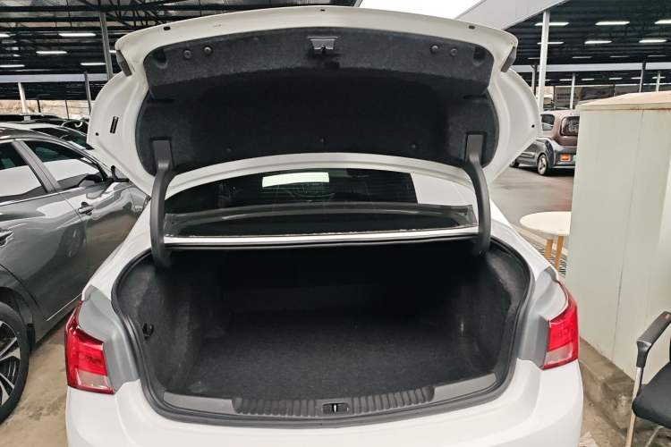 Used Buick Verano 2018 Sedan 15S Automatic Leading Model
