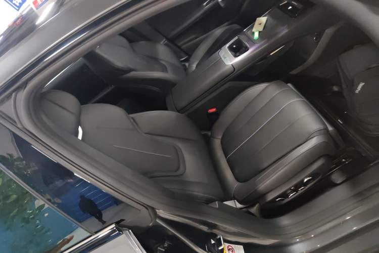 Used  L07 2024 230Max Qiankun Intelligent Driving ADS SE Range-Extended Version