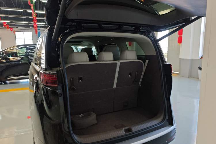 Used Denza D9 2022 DM-i 970 Four-Wheel Drive Flagship Model
