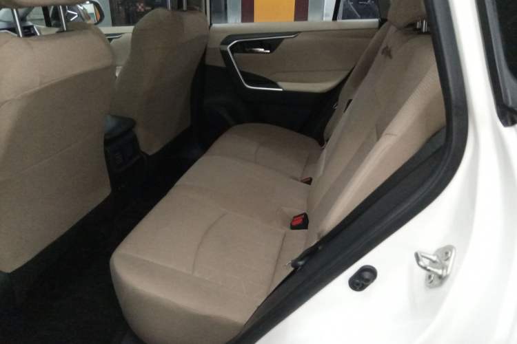 Used Toyota RAV4 2020 2.0L CVT Two-Wheel Drive Fashion Edition
