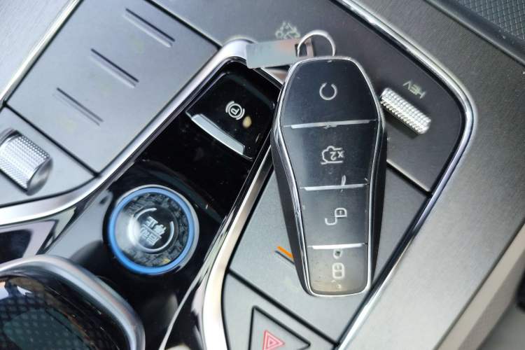 Used BYD Tang New Energy 2025 DM-i 115KM Prestige Model
