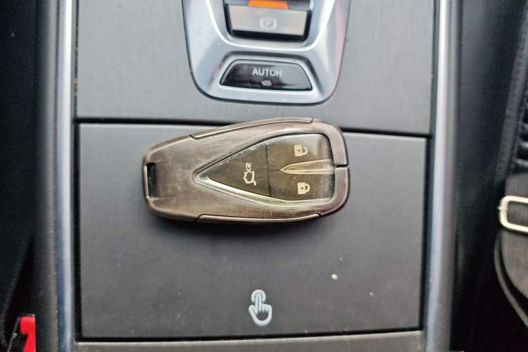 Used Changan CS75 2023 Enjoy Edition 1.5T DCT Prestige Version