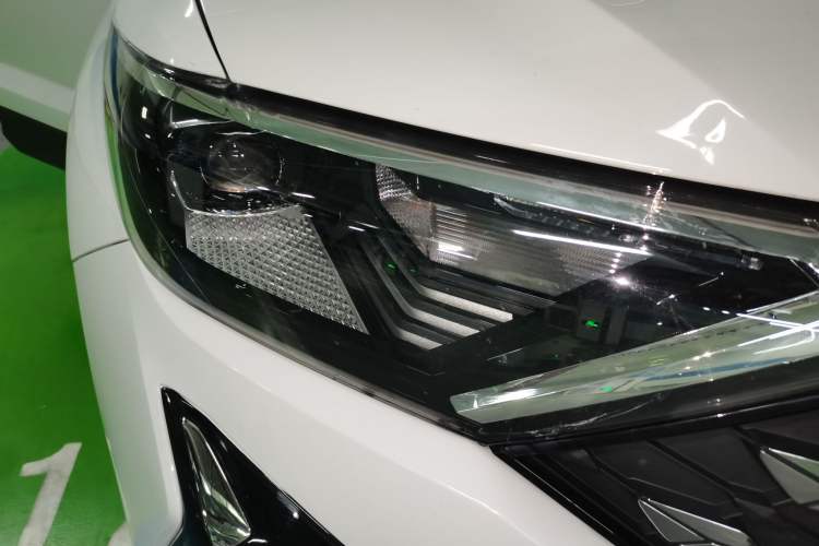 Used Jetta VS5 2023 280TSI Automatic Trend Edition
