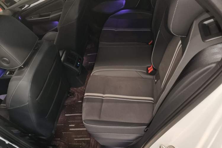 Used Volkswagen Golf 2023 Facelift 280TSI DSG R-Line Lite