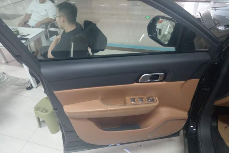 Used Li Auto ONE 2021 Extended-Range 6-Seater Version
