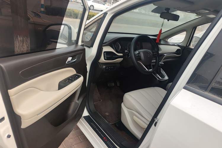 Used GAC Trumpchi M6 2019 270T DCT Elite Edition (7-seater) China VI
