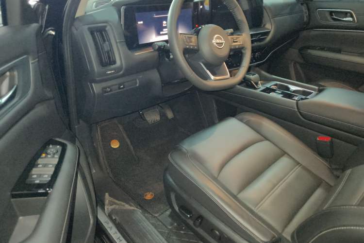 Used Nissan Terra 2024 380 VC-TURBO Two-Wheel Drive Smart Edition 6 Seats