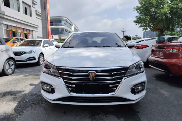 Used Roewe i5 2020 1.5L Manual 4G Connect Luxury Edition
