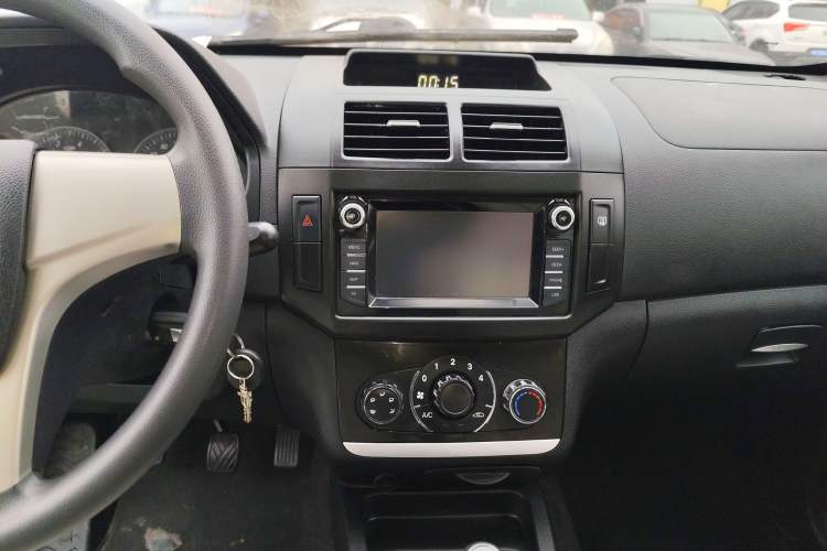 Used HYOSOW H2 2016 H2E 1.5L Elite Model BJ415B
