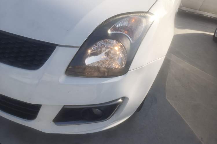 Used Suzuki Swift 2016 1.5L Manual Fashion Model