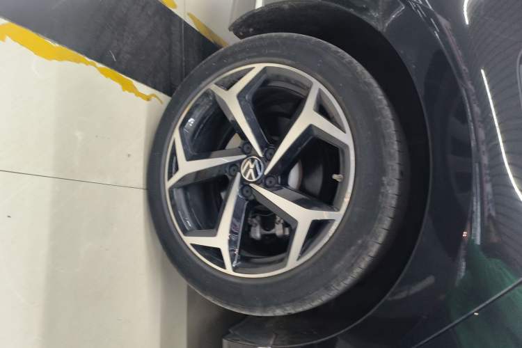 Used Volkswagen Magotan 2023 2 Million Units Commemorative Edition 330TSI DSG Luxury Version
