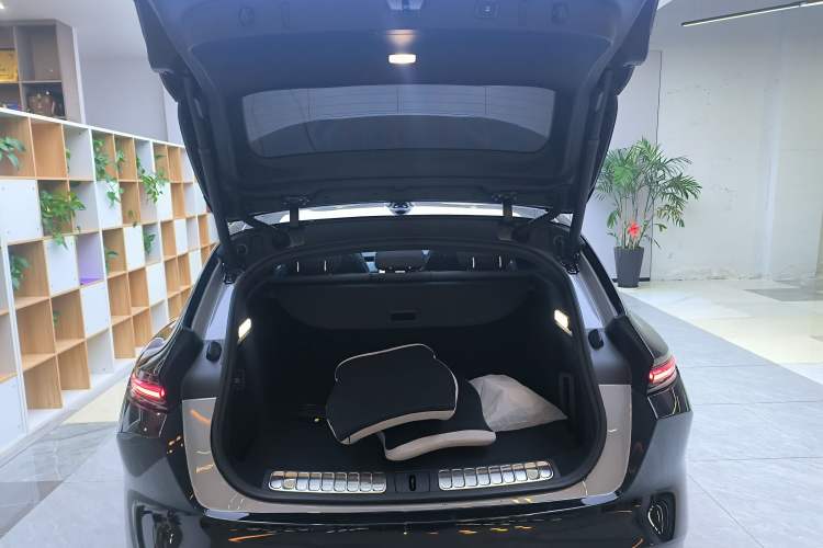 Used Nio ET5T 2024 75kWh Touring