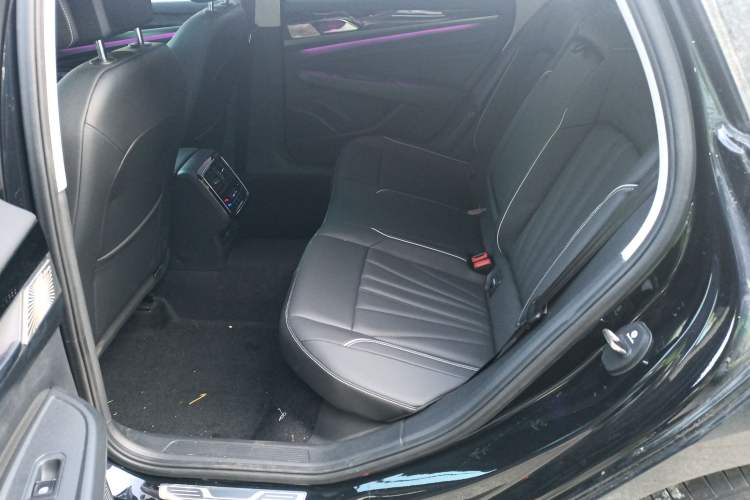 Used Volkswagen Passat 2024 330TSI Starry Elite Edition
