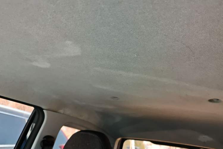 Used Chery QQ Ice Cream 2022 170km Sundae Phosphate Lithium-Ion