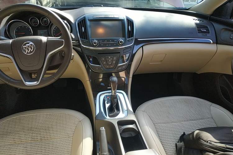 Used Buick Regal 2014 2.0L Leading Fashion Edition
