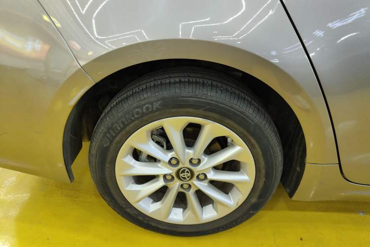 Used Toyota Corolla 2021 Dual-Motor 1.8L E-CVT Elite Edition