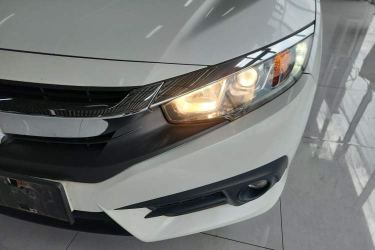 Used Honda Civic 2016 180TURBO CVT Comfort Version