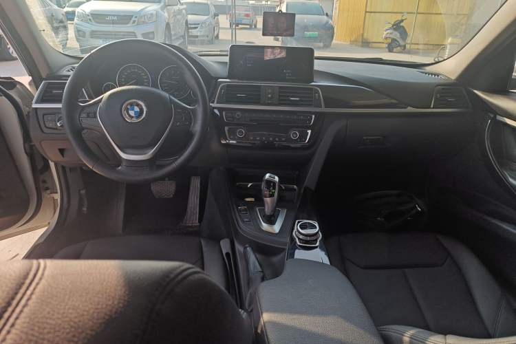 Used BMW 3 Series 2017 320Li Fashion Model