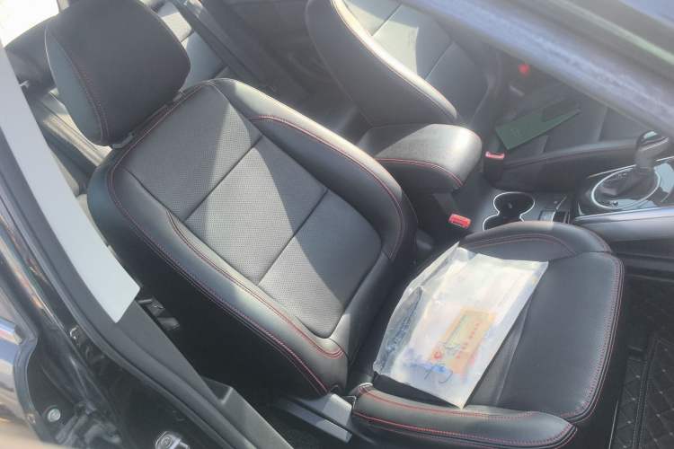 Used Zotye Domy X5 2015 1.5T CVT Landlord Edition China V Standard
