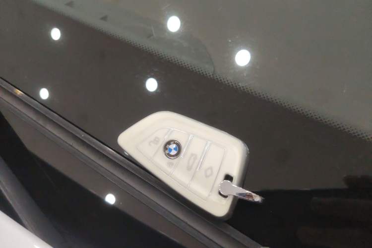 Used BMW 5 Series 2021 525Li Luxury Package
