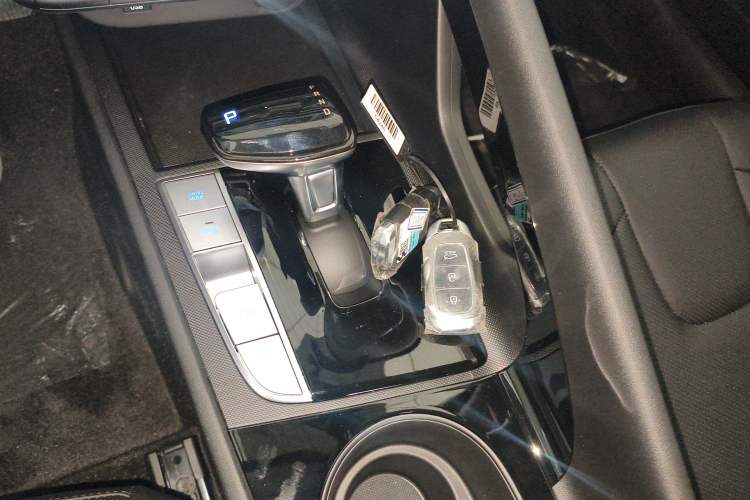 Used Hyundai Elantra 2023 1.5L CVT GLX Elite Edition
