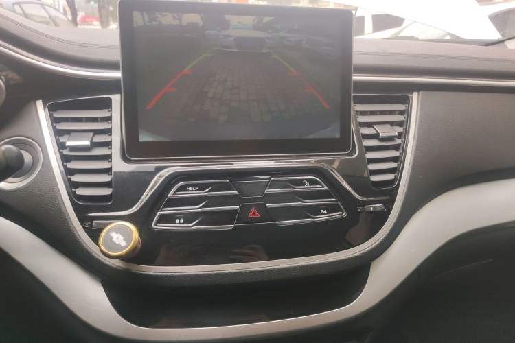 Used Soueast DX7 2019 1.5T Automatic Smart Connect Flagship Edition China VI Standard
