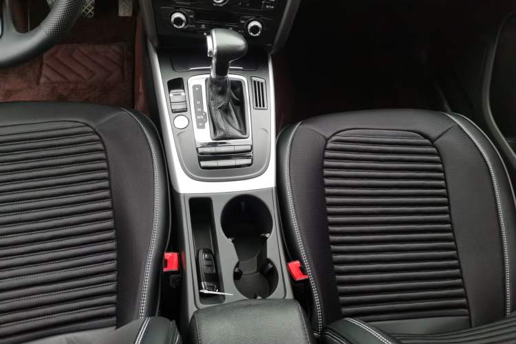 Used Audi A4L 2016 35 TFSI Collector's Edition Automatic Standard Model
