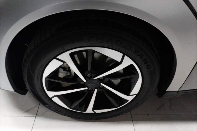 Used AION Y 2023 Plus 510 Smart Edition