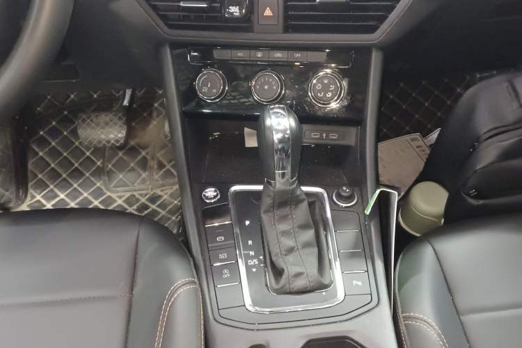 Used Volkswagen Bora 2023 200TSI DSG Enjoyment Edition
