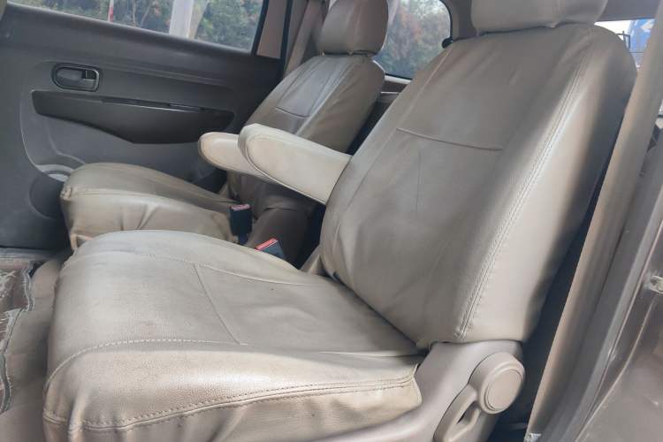 Used Wuling Hongguang 2014 1.5L S Standard Version
