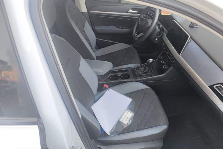 Used Volkswagen Lavida 2023 Revised 1.5L Automatic DeYi Edition