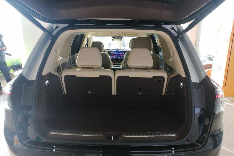 Used Hima AITO M9 2024 Range-Extended Ultra Version 42 kWh 6-Seater Model
