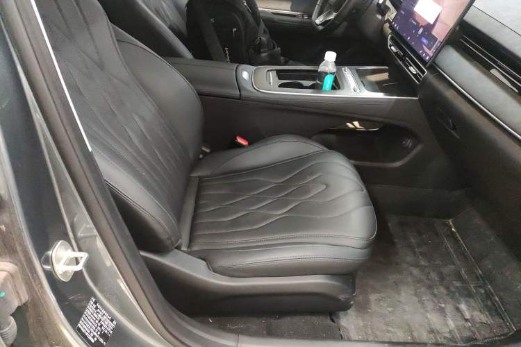 Used Chery Fengyun A8L 2025 1.5 TGDI 145 km Luxury Version