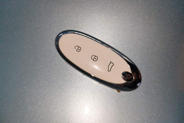 Used Dongfeng NAMMI 01 2024 330 Plus
