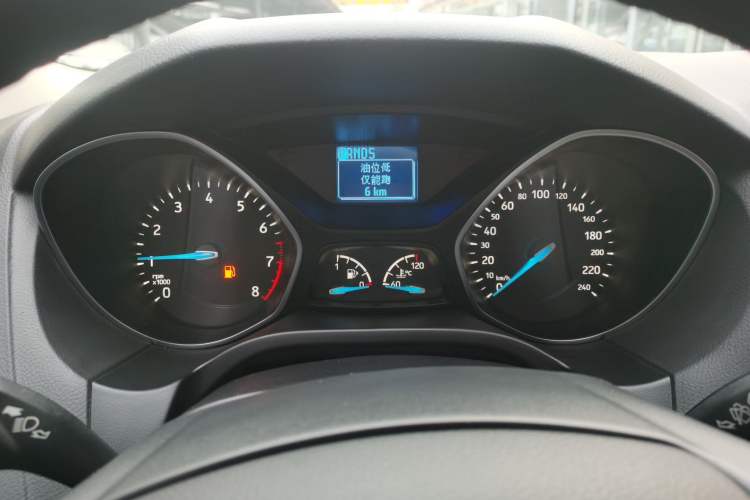 Used Ford Focus 2015 Hatchback 1.6L Automatic Fashion Edition
