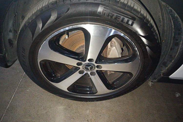 Used Mercedes-Benz GLC Coupe 2019 Facelift GLC 200 4MATIC Coupe SUV
