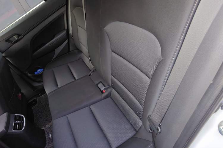 Used Hyundai Elantra 2018 1.4T Dual-Clutch Xuan Dong · Dynamic Edition
