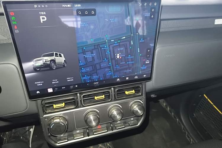 Used  V23 2025 401 Two-Wheel Drive Intelligent Driving Version