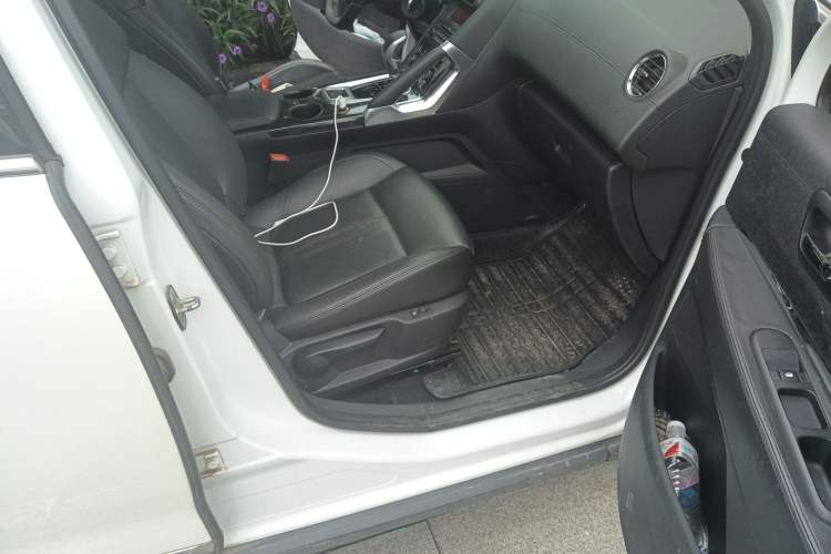 Used Peugeot 3008 2013 2.0L Automatic Trend Edition