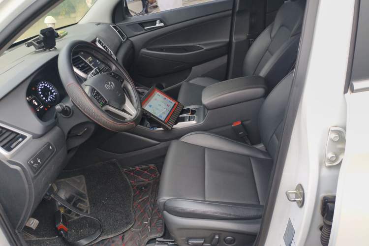 Used Hyundai Tucson 2018 1.6T Dual-Clutch Two-Wheel Drive 15th Anniversary Special Edition