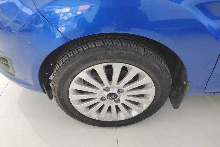 Used Ford Fiesta 2013 Hatchback 1.5L Manual Fashion Edition
