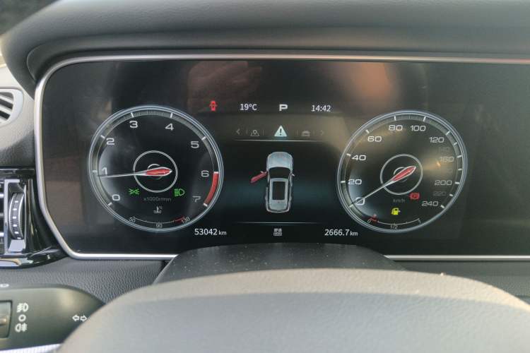 Used Hongqi HS5 2022 Revised Version 2.0T Smart Connect Flagship Edition
