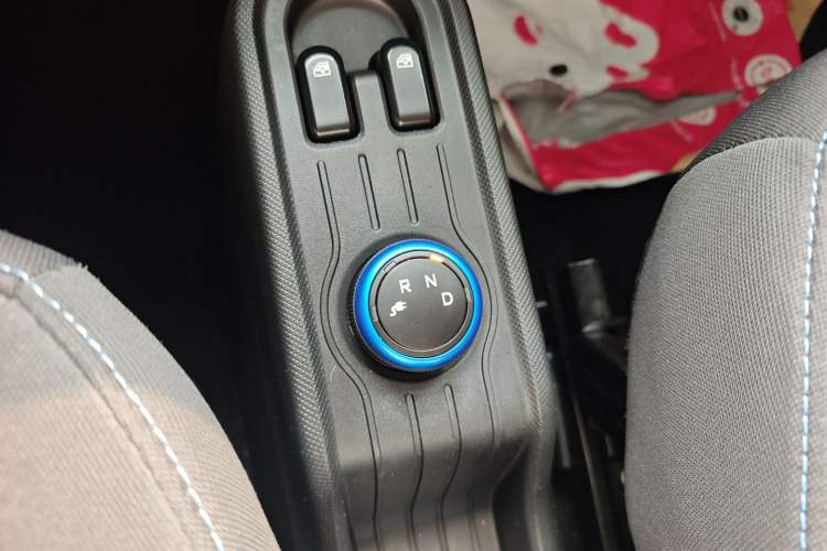 Used Wuling Hongguang MINIEV 2022 Macaron Premium Model – Lithium Ternary Battery
