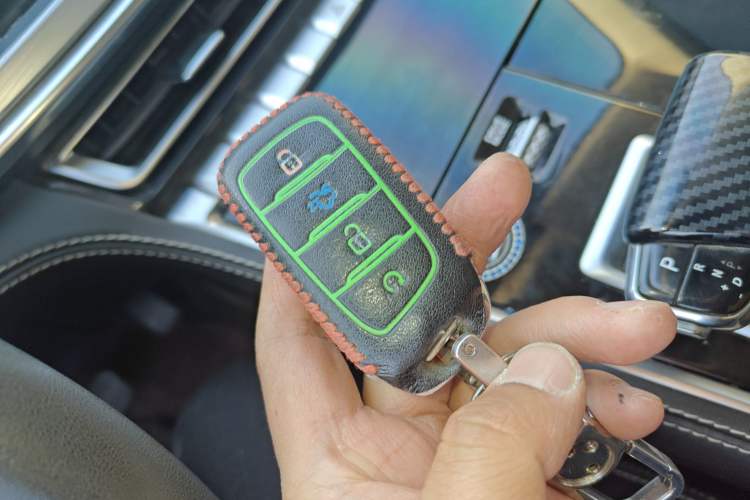 Used Changan CS85 COUPE 2019 1.5T DCT Version China VI Standard
